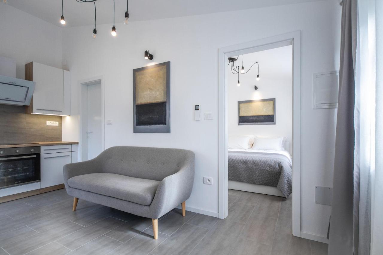 Apartment Denis Ρόβινι Εξωτερικό φωτογραφία